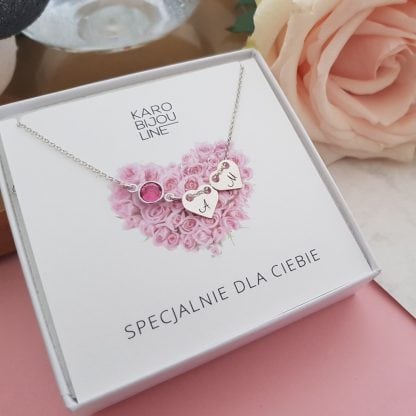 Srebrny naszyjnik - 2 personalizowane serca celebrytki i kryształek urodzeniowy