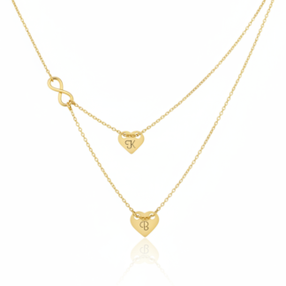 Pozłacany podwójny naszyjnik z dwoma grawerowanymi sercami i symbolem nieskończoności