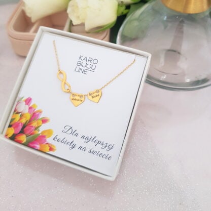 Pozłacany naszyjnik - 2 personalizowane serca celebrytki i nieskończoność