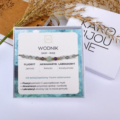 Bransoletka na sznurku ZODIAK - "WODNIK"