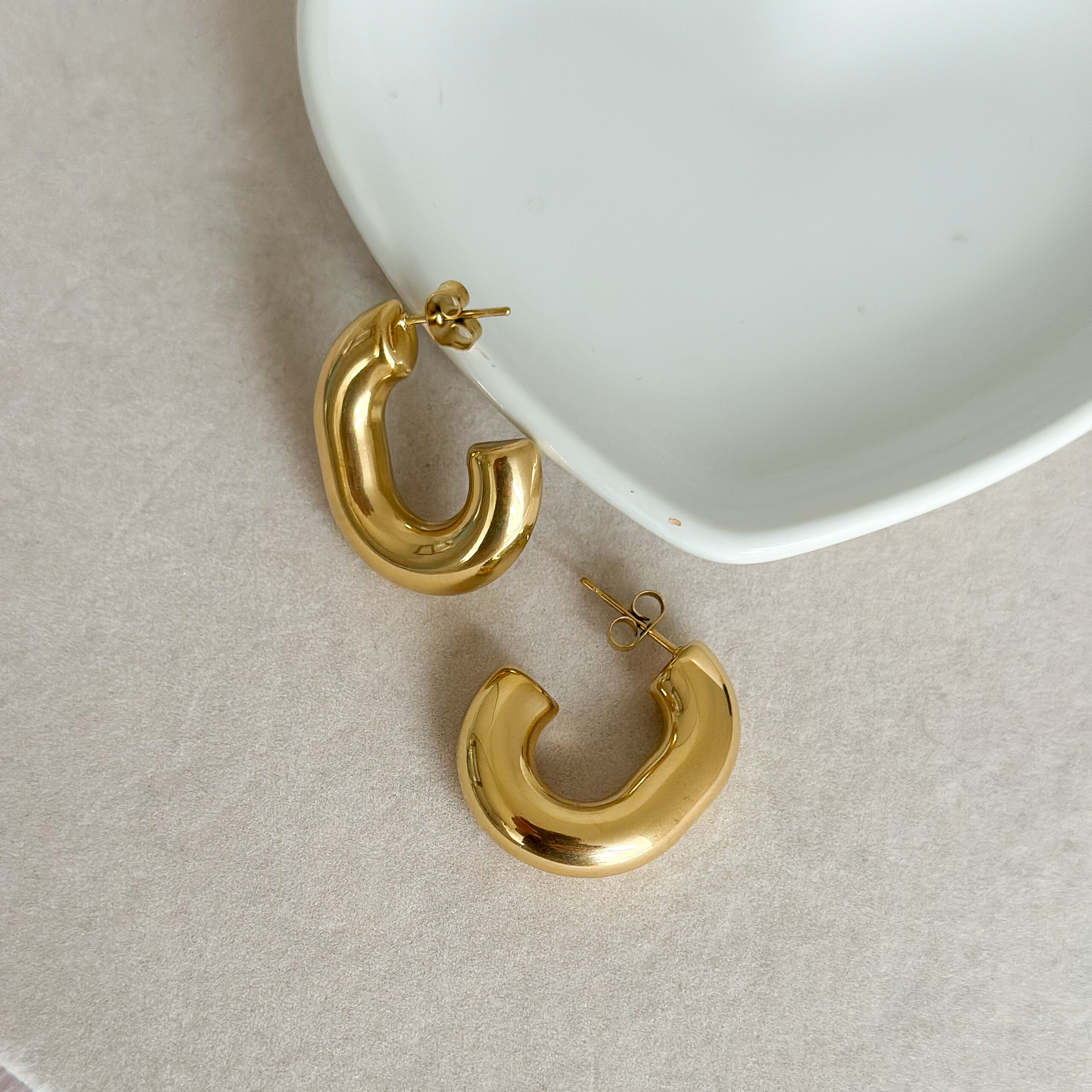 Duże kolczyki ze stali szlachetnej - obrazek 2