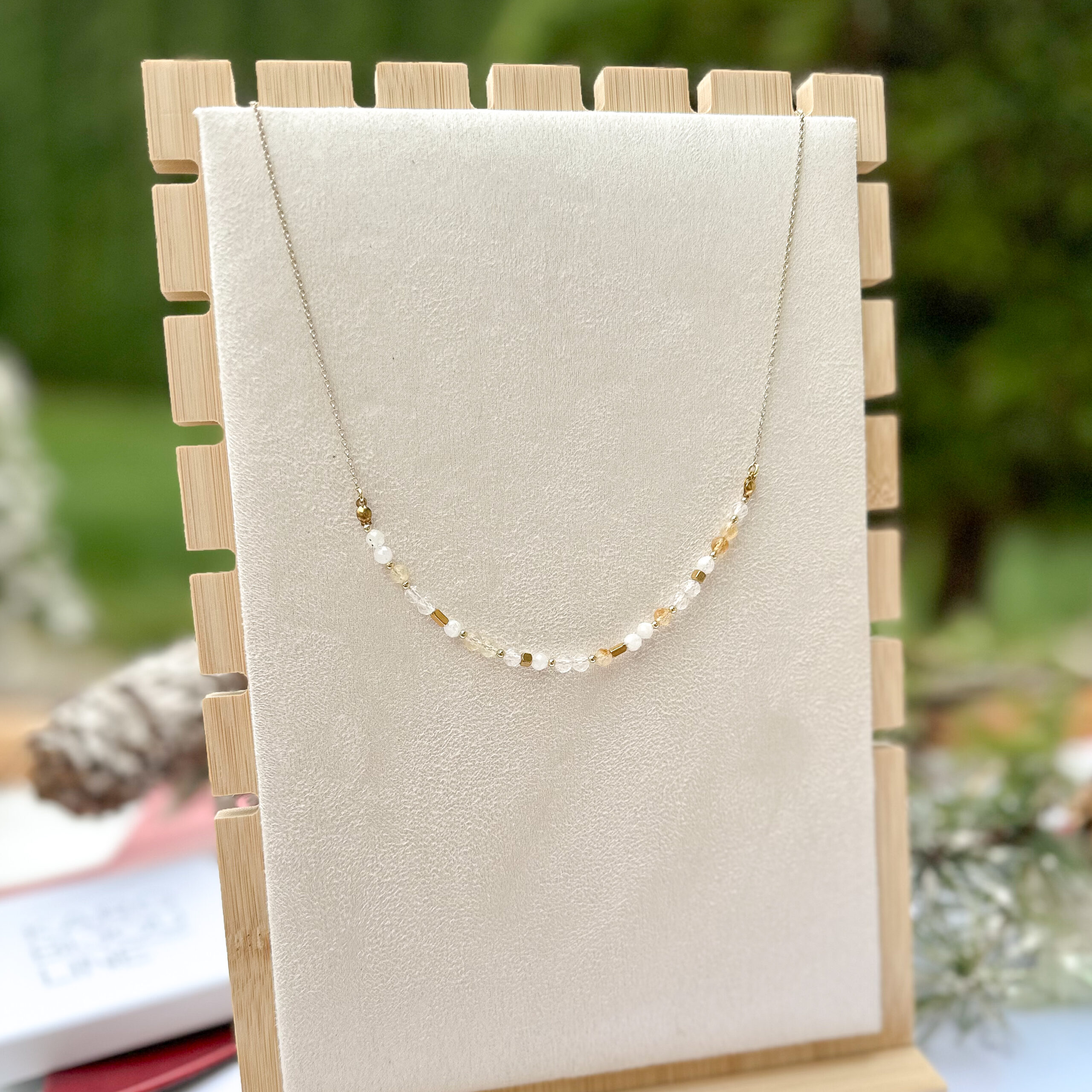 Naszyjnik NA SPEŁNIENIE MARZEŃ z kamieniami (kamień księżycowy, cytryn, kryształ górski) - obrazek 2